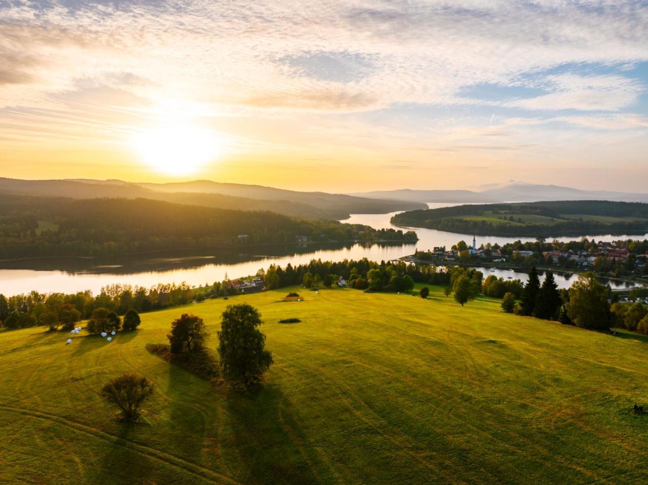 Rekreacni Domek Kobylnice Lipno Lipno nad Vltavou Exterior photo